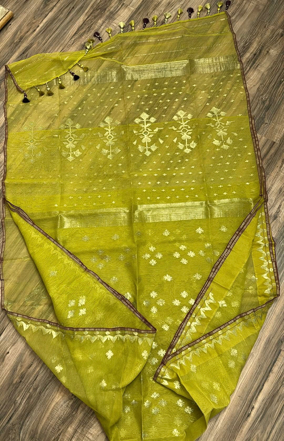Original Dhakai Jamdani Saree - Golden