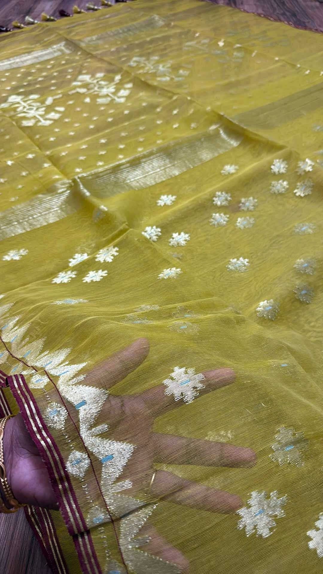 Original Dhakai Jamdani Saree - Golden