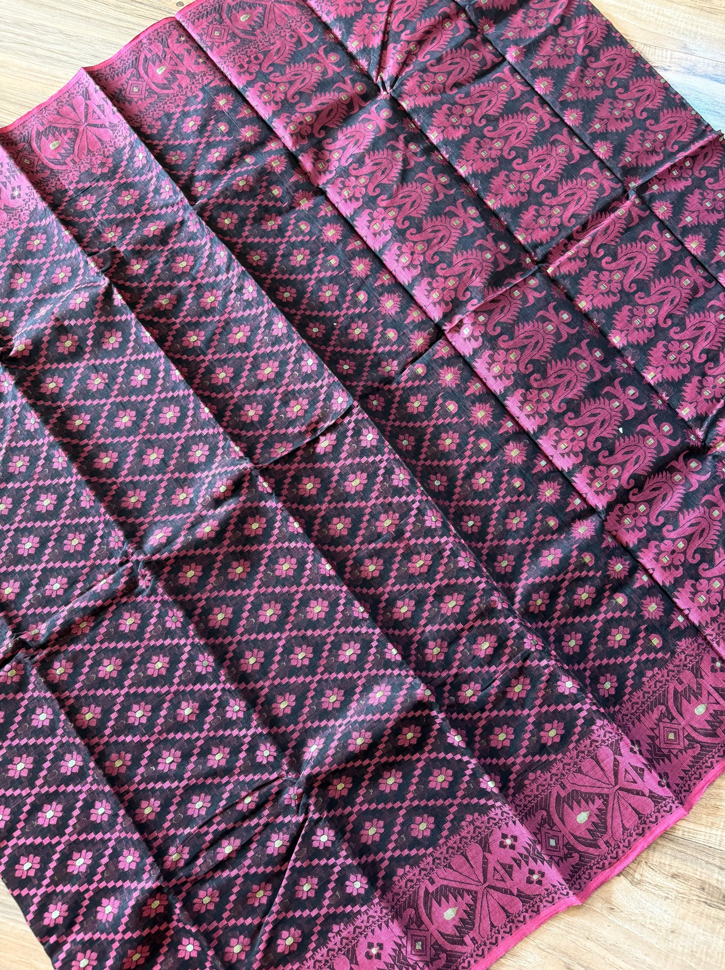Tangail Semi-Moslin Saree, Color Variation Available. Made in Tangail, Bangladesh
