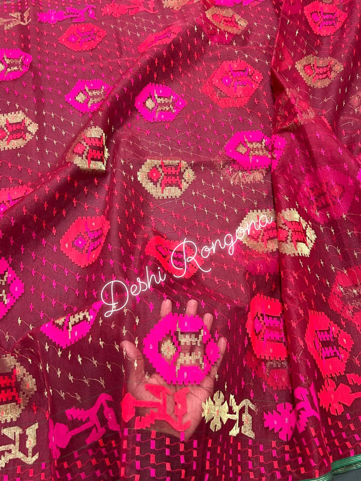 Elegant Maroon Dhakai Jamdani Saree - Handloom Classic