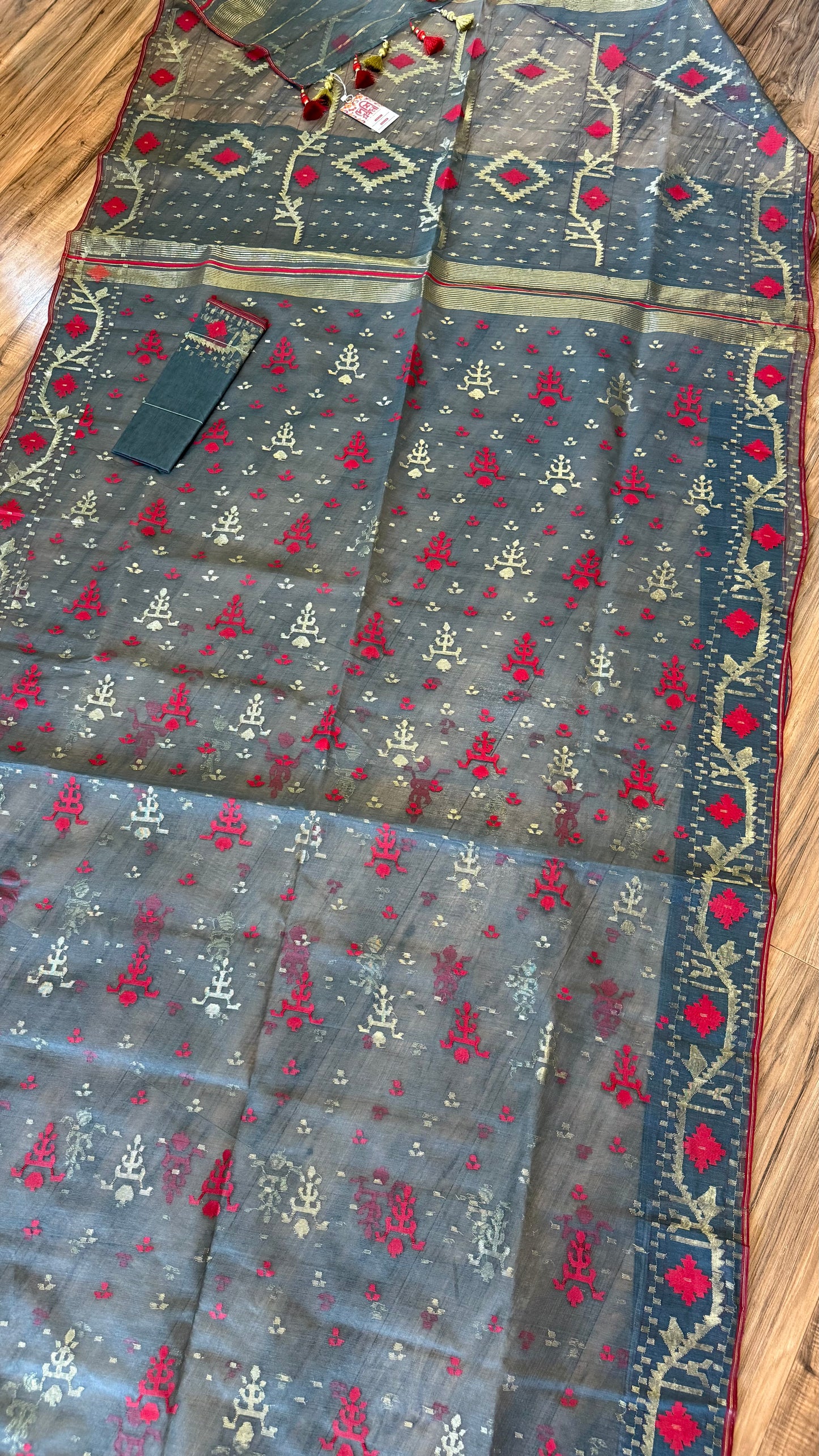 Gray Dhakai Jamdani Saree with Red and Zari work