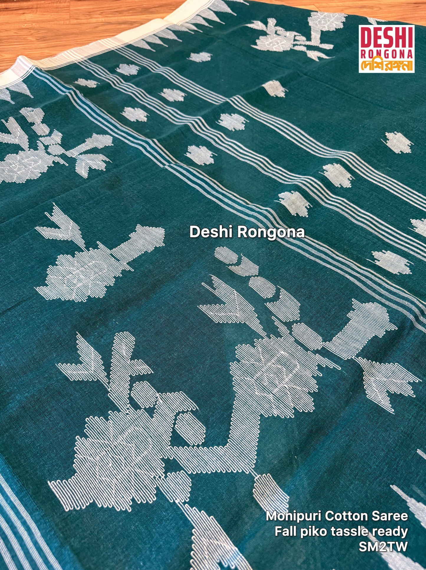 Monipuri Handwoven Cotton Saree – Teal & White