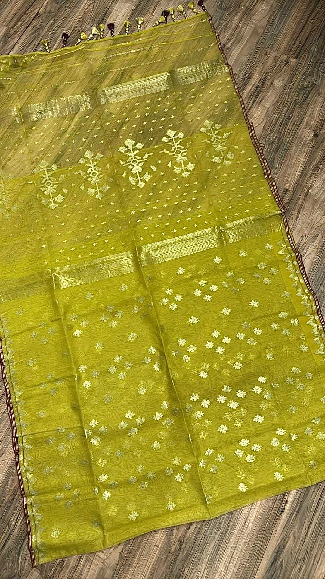 Original Dhakai Jamdani Saree - Golden