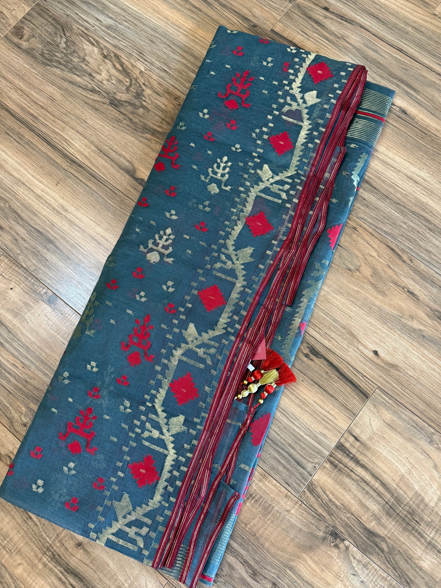 Gray Dhakai Jamdani Saree with Red and Zari work