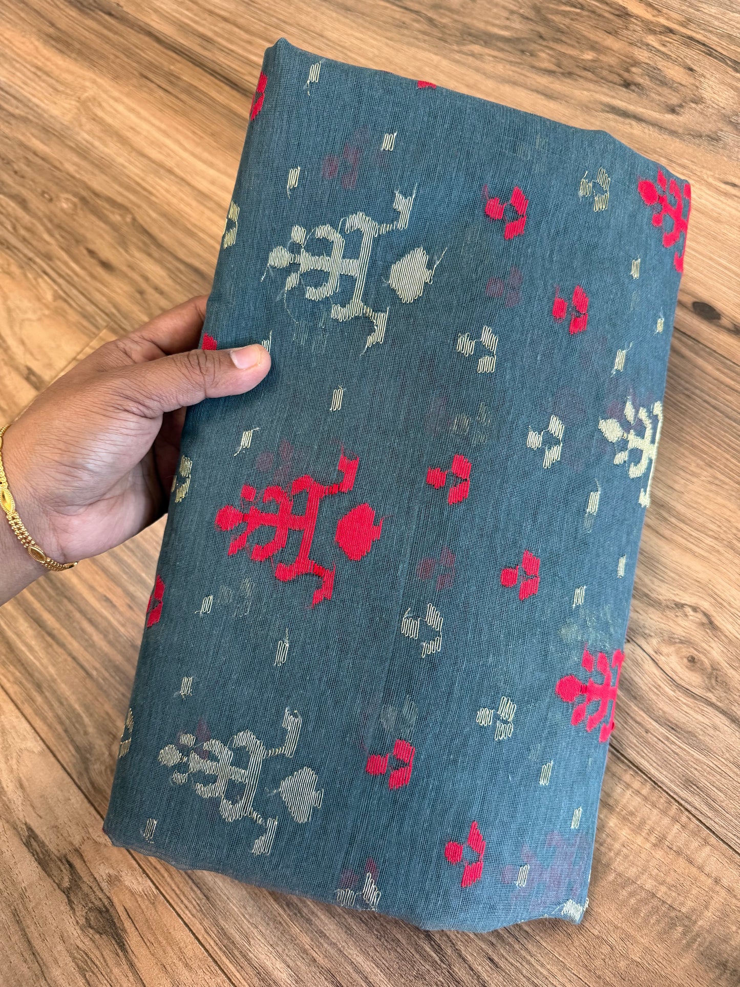 Gray Dhakai Jamdani Saree with Red and Zari work