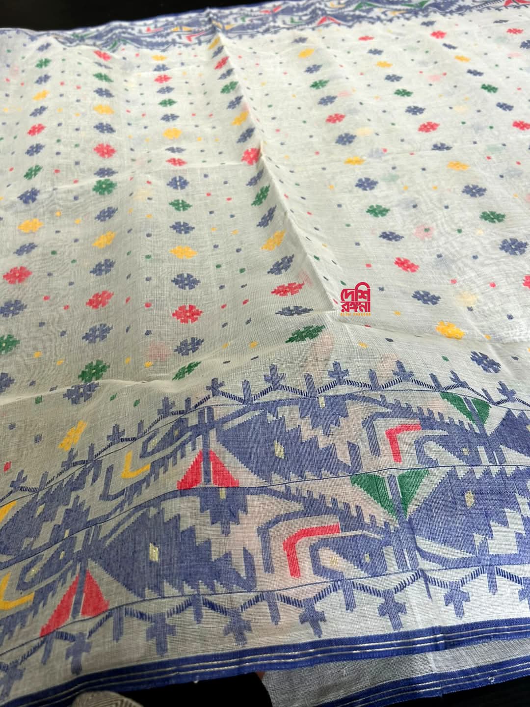 Elegant Pure Cotton Dhakai Jamdani Saree - Off White
