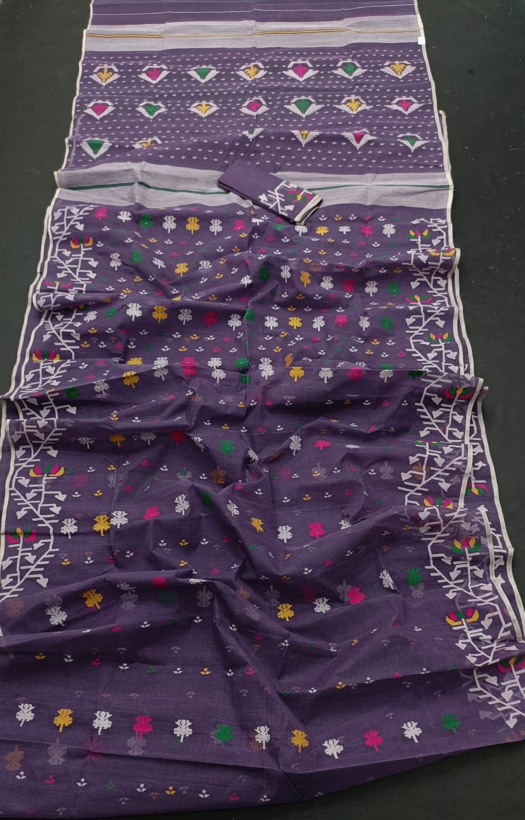 Elegant Pure Cotton Dhakai Jamdani Saree - Purple Mauve