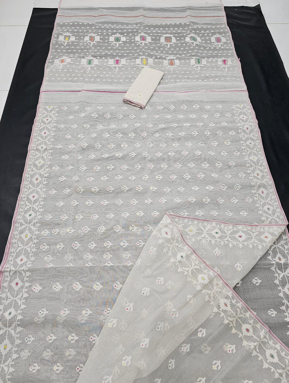 Elegant Pure Cotton Off White Dhakai Jamdani Saree