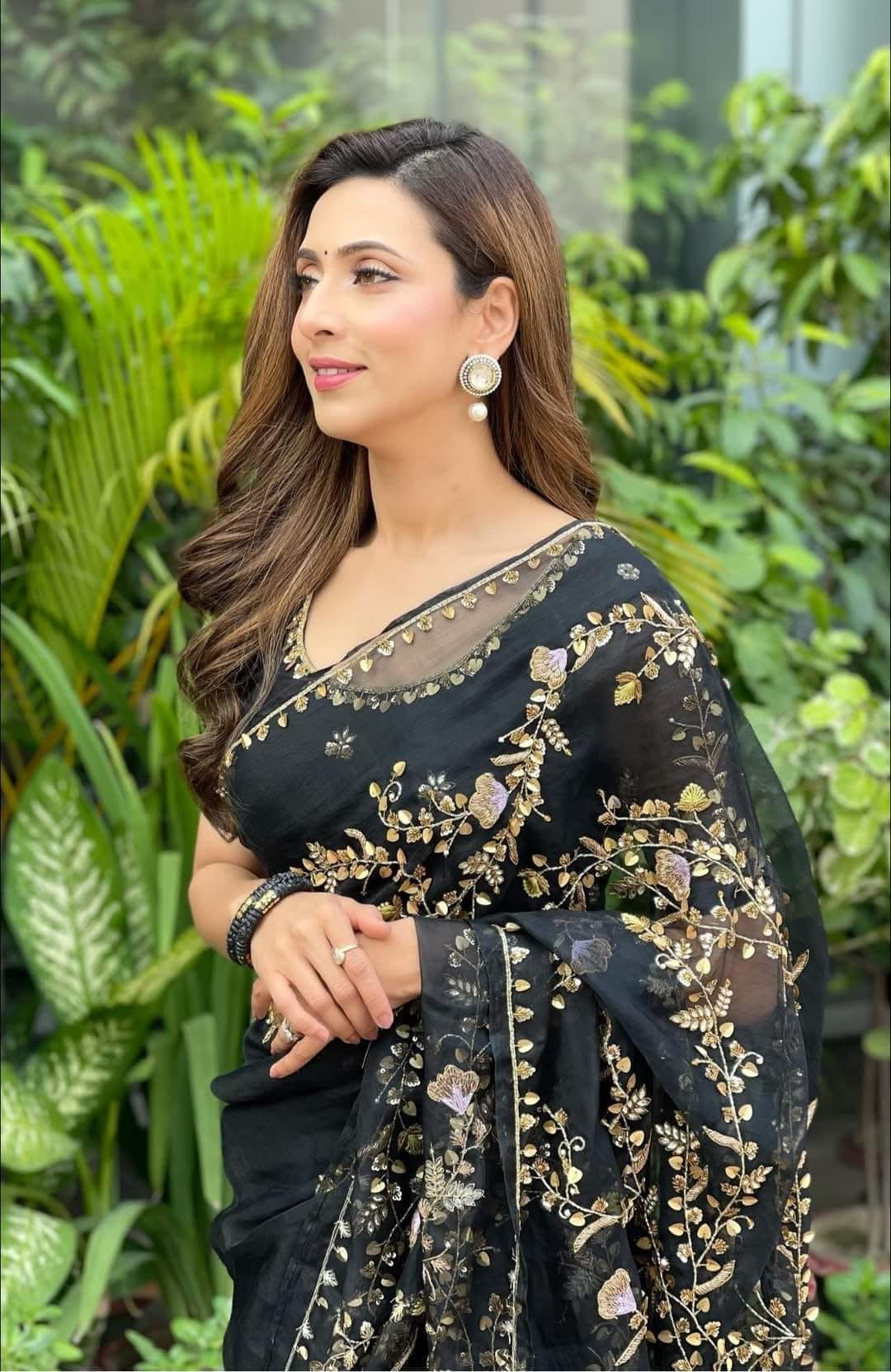 Original Moslin Hand Karchupi work Saree, Black