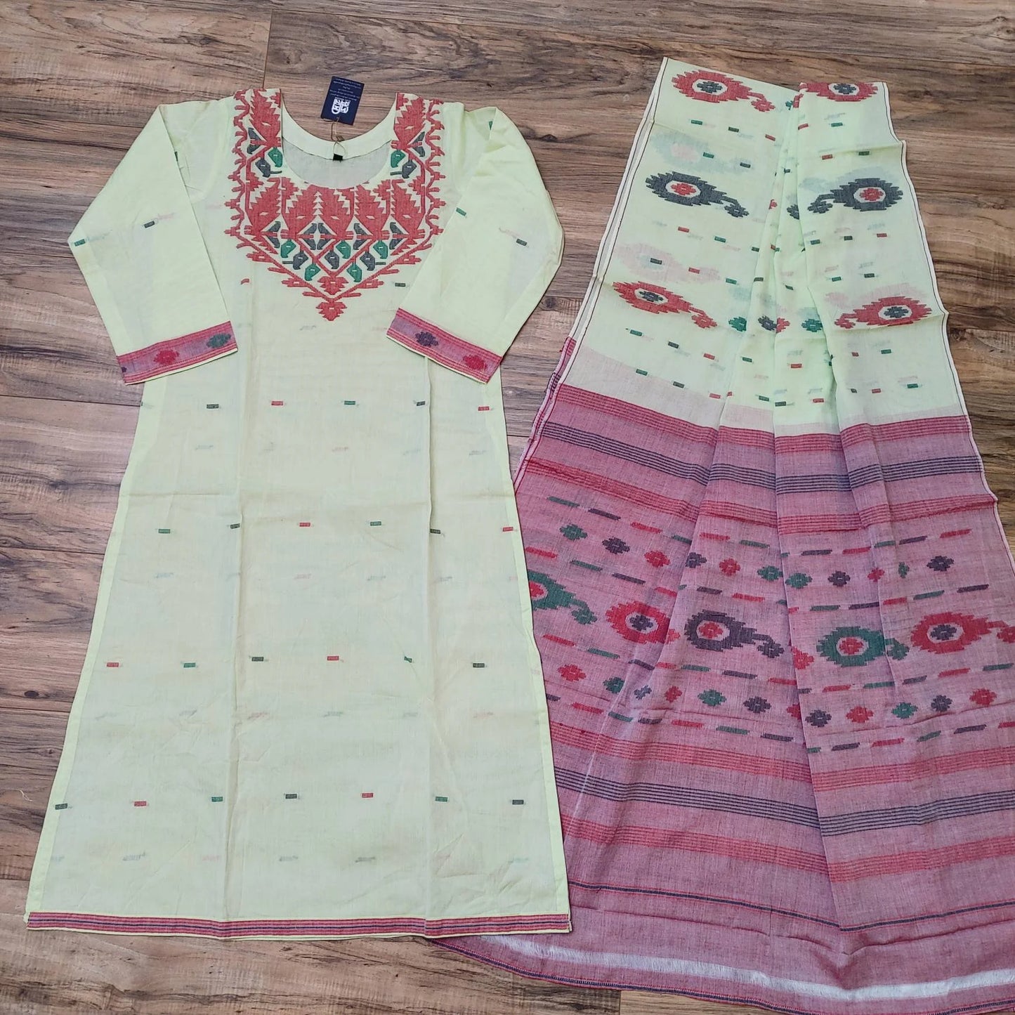 Handwoven Dhakai Jamdani Cotton Set – Summer Comfort
