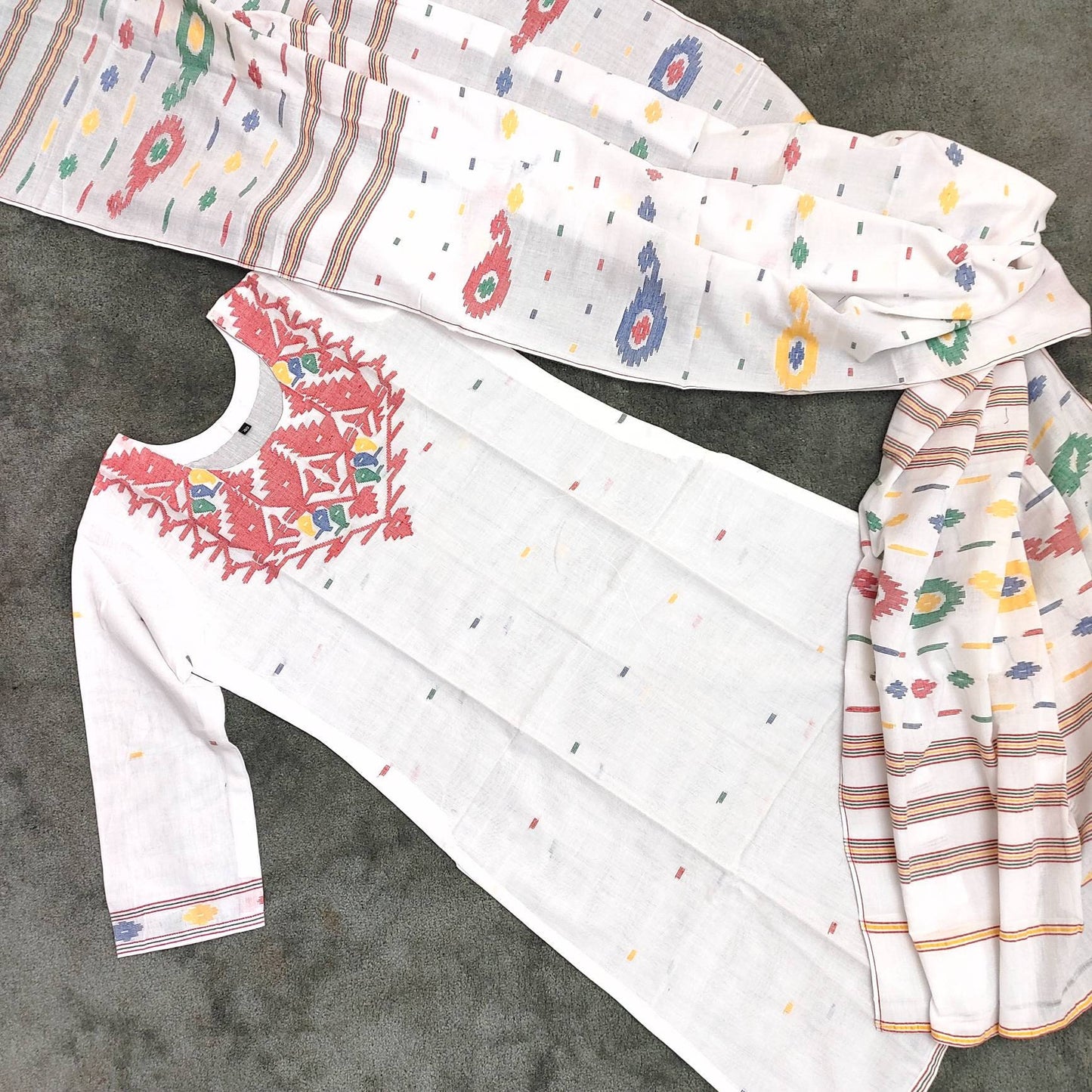 Dhakai Jamdani Dress, Handloom Cotton 2 piece, White and Red Combination, Soft, Comfortable Summer Wear. Kamij and Dupatta