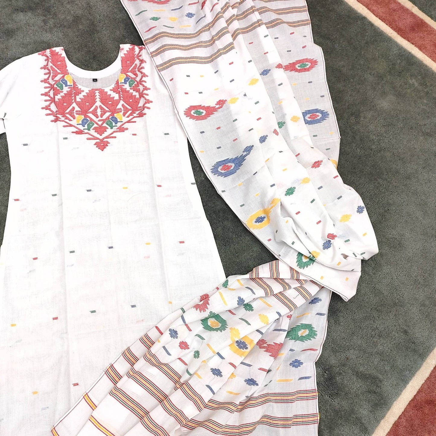 Dhakai Jamdani Dress, Handloom Cotton 2 piece, White and Red Combination, Soft, Comfortable Summer Wear. Kamij and Dupatta