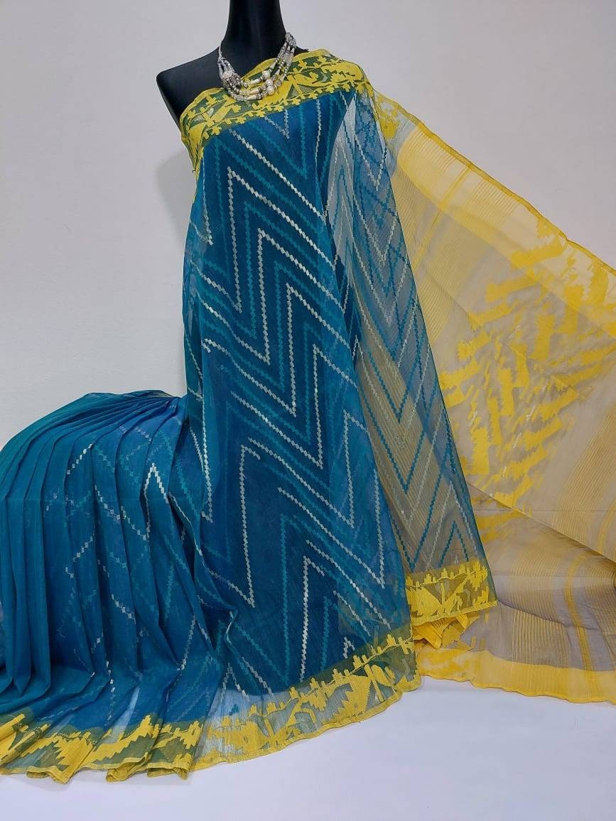 Exclusive Dhakai Jamdani Saree, Handloom Jamdani 60/80 count thread, Traditional,Elegant, Classy Party Saree