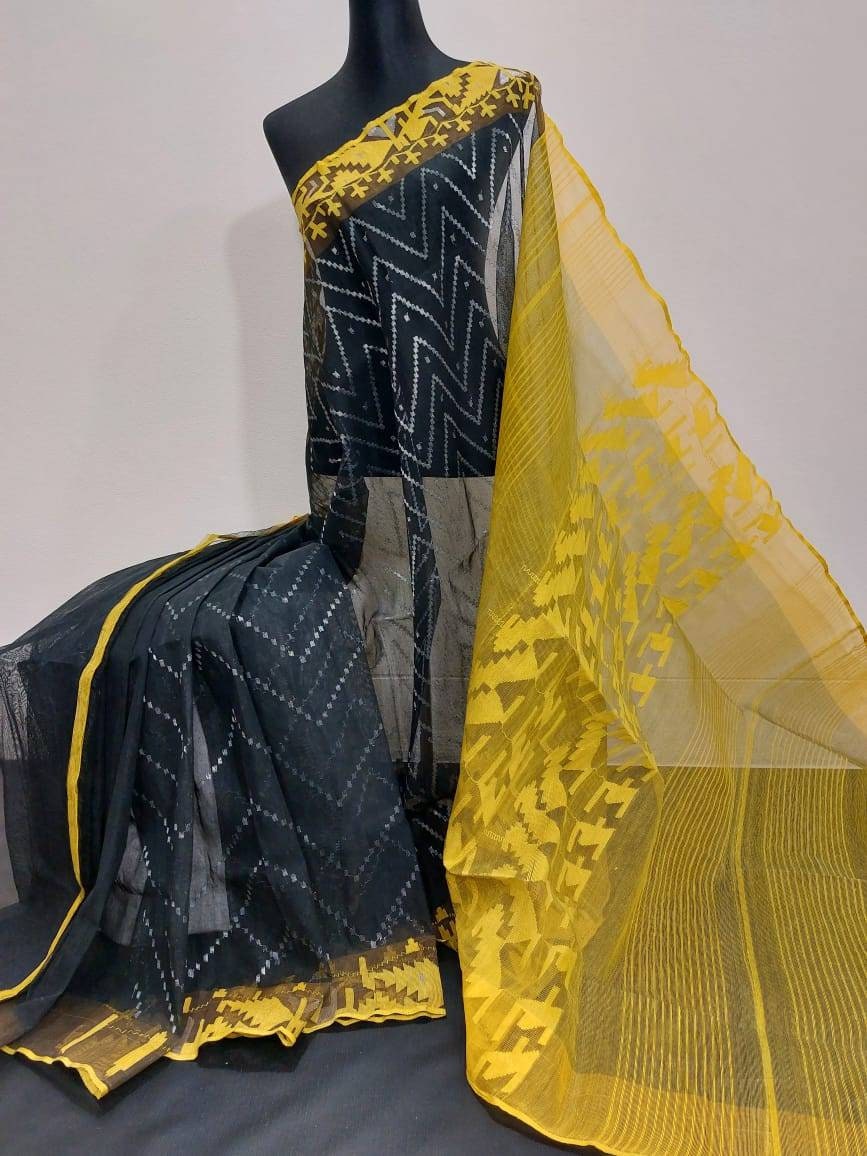 Exclusive Dhakai Jamdani Saree, Handloom Jamdani 60/80 count thread, Traditional,Elegant, Classy Party Saree