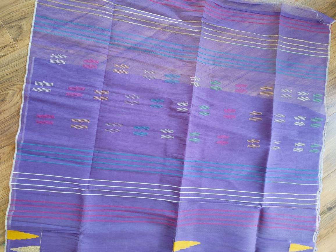 Dhakai Jamdani Lavender Halfsilk saree, Made in Bangladesh, Blouse piece available, beautiful multi color temple work theme