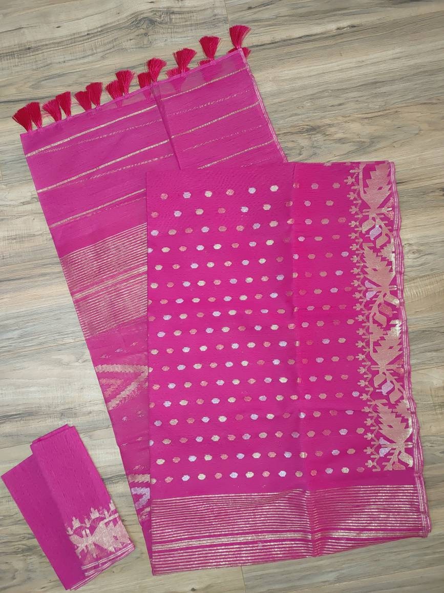 Dhakai Jamdani Saree, Magenta with Golden/Silver Jari Work, 60/80 Count