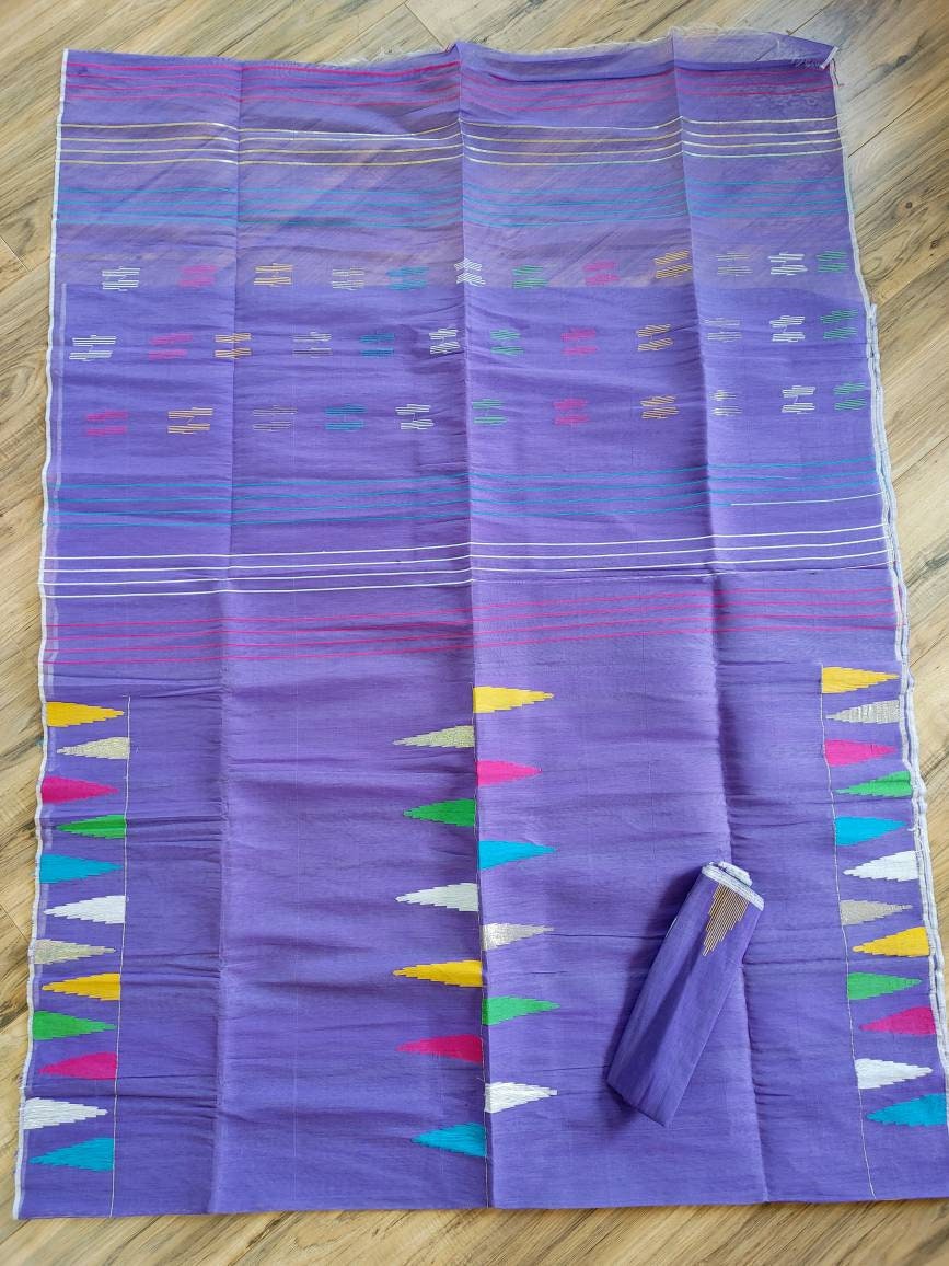 Dhakai Jamdani Lavender Halfsilk saree, Made in Bangladesh, Blouse piece available, beautiful multi color temple work theme