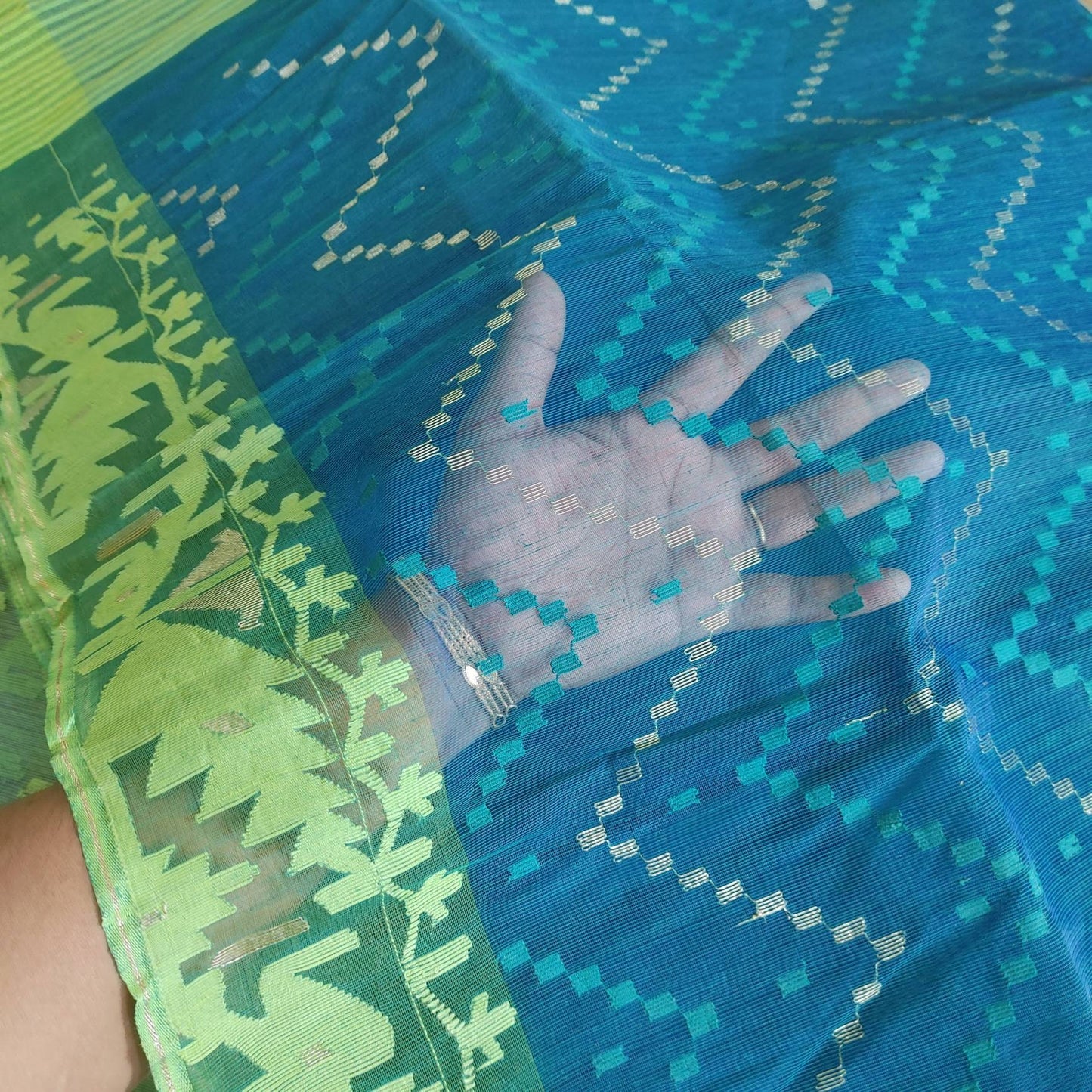 Dhakai Jamdani Saree, Blue and green Contrast Handloom, Halfsilk, Jamdani 64 count thread, Traditional,Elegant, Classy Party Saree