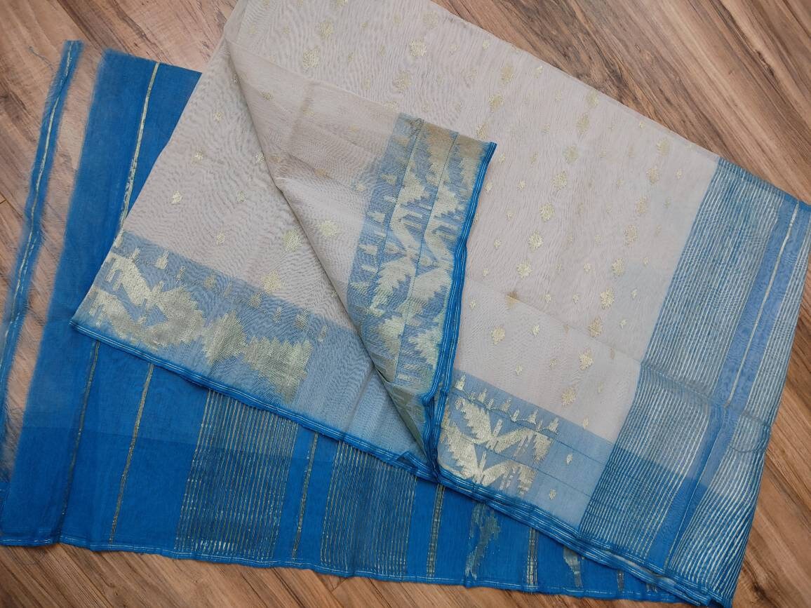 Dhakai Jamdani Saree, White Blue Contrast, Handloomed HalfSilk Jamdani 84 count threaded, Traditional,Elegant, Classy Party Saree