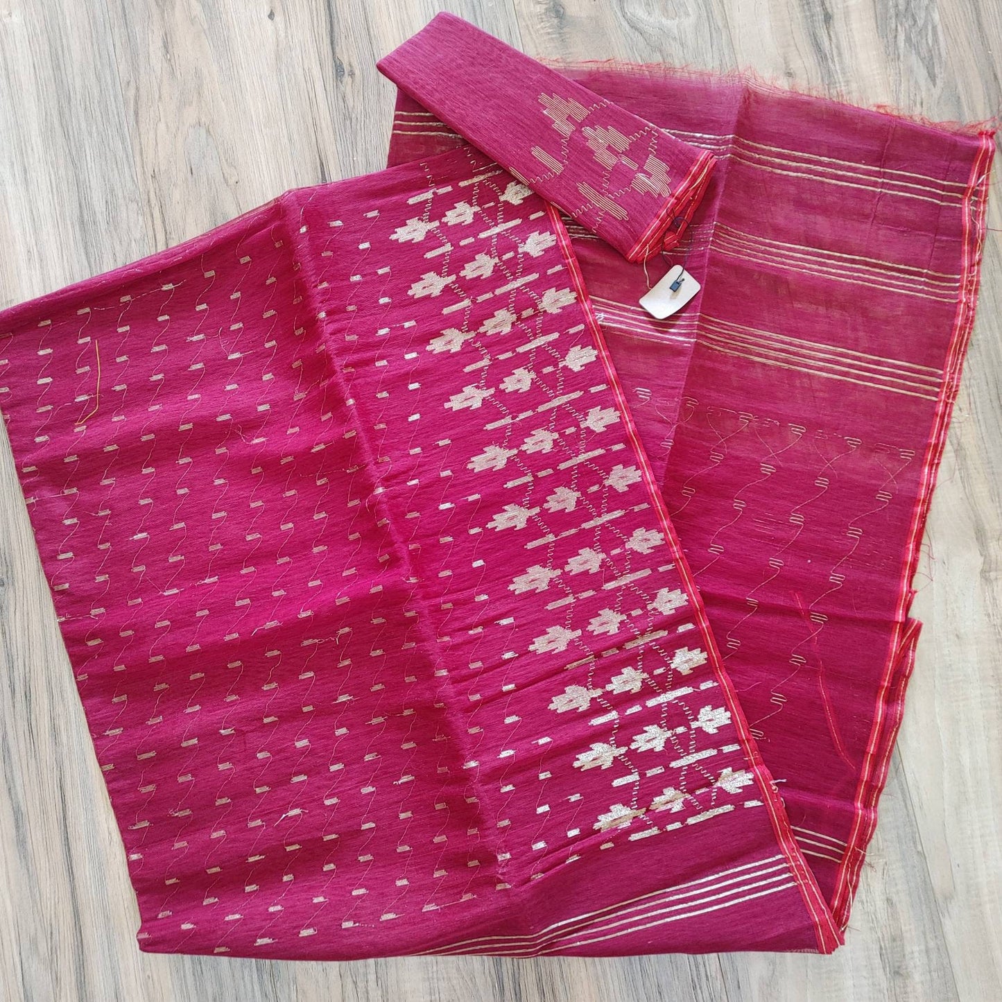 Bangladeshi Dhakai Jamdani Saree Beautiful Maroon Color, Halfsilk, Handloom Jamdani 40 count thread, Traditional, Elegant, Classy Saree