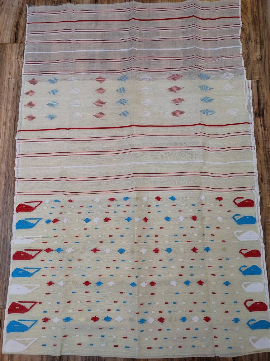 Original Dhakai Jamdani, Off White Dhakai Jamdani Saree, Made in Bangladesh,,Halfsilk, Handloom 40 count, Traditional,Elegant,Classy Saree