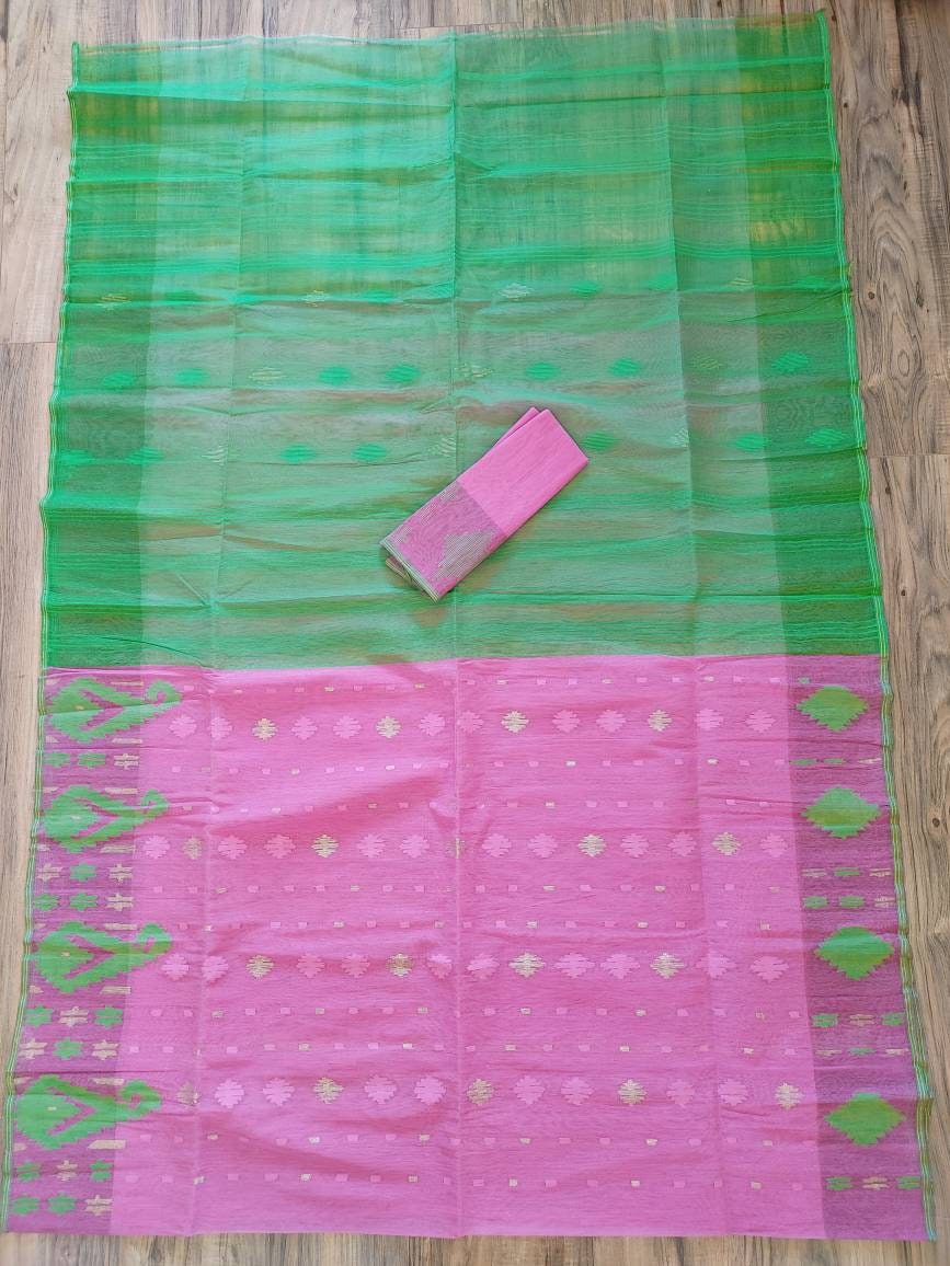 Original Dhakai Jamdani Sweet Pink/Green Halfsilk Saree, Made in Bangladesh, with blouse piece, beautiful pink/green/zari kolki work theme