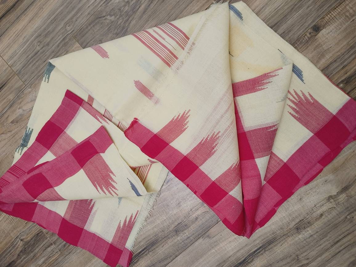 Sylheti Monipuri Handwoven Cotton Saree – Off White & Magenta