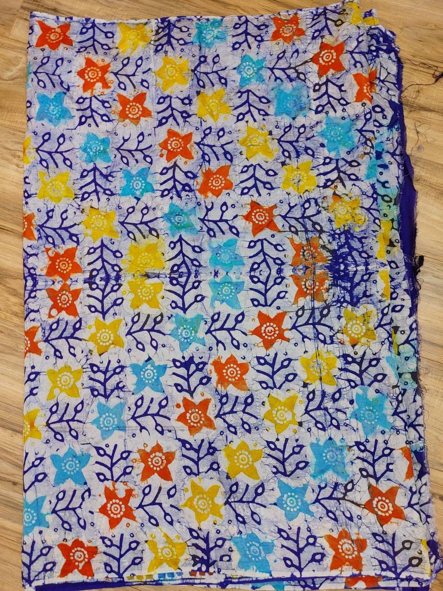 Silk Batik Saree, Hand Wax, Vegetable Died, beautiful Navy blue color contrast, Running blouse piece. Saree will be exactly like the picture