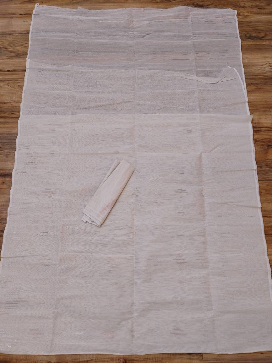 Original Dhakai Jamdani, Off White with Multi Jari work, Made in Bangladesh,,Halfsilk, Handloom 40 count, Traditional,Elegant,Classy Saree