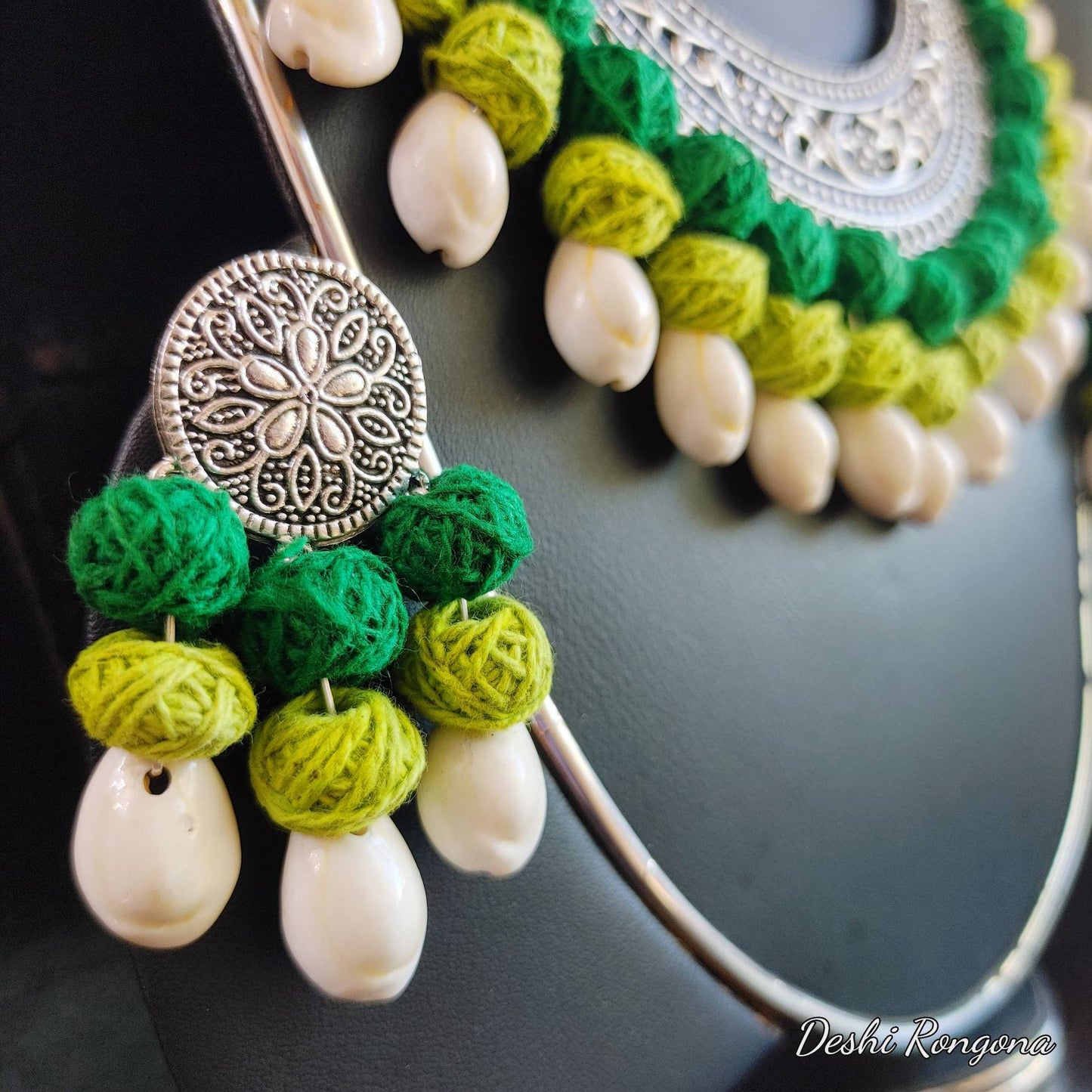 Oxidized Shell Necklace Set, Green/White Contrast, Hand Crafted,Immaculate 100% Natural Snail Shell,Jute ball Vintage Style Handmade Jewelry