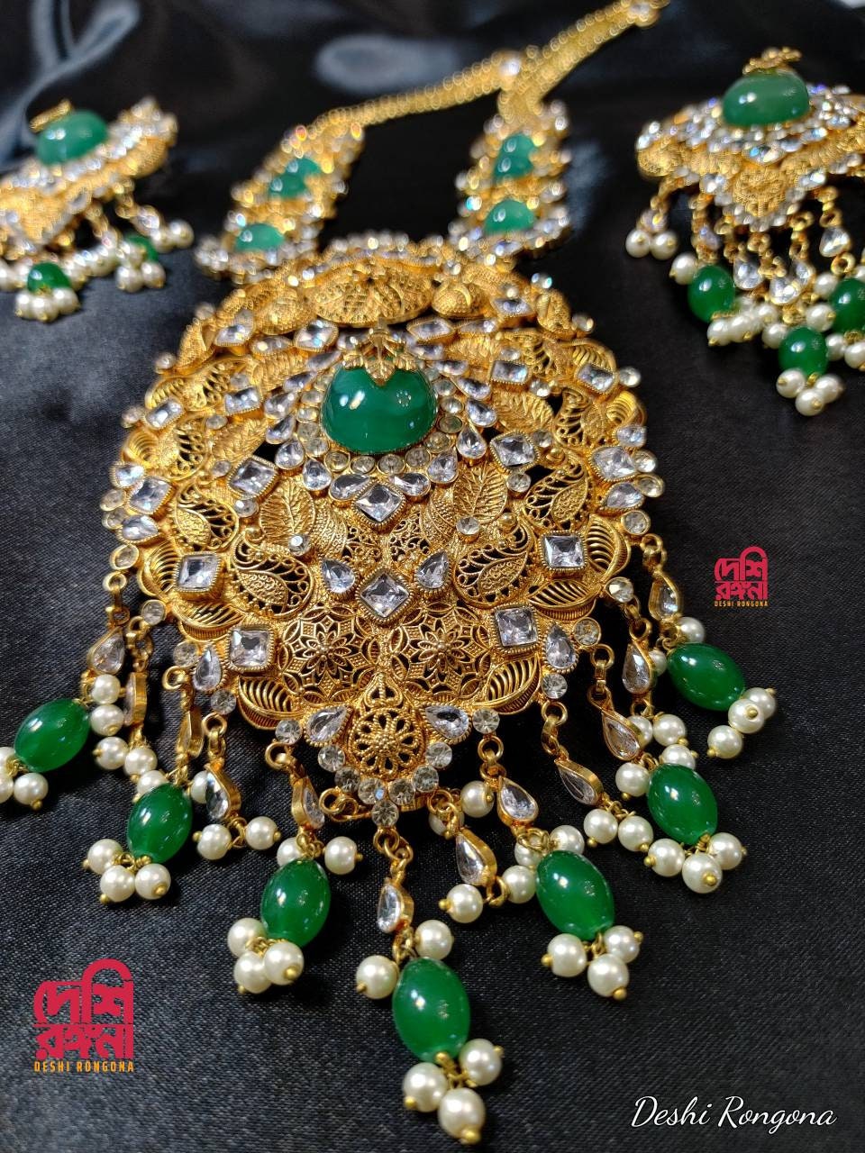 Extraordinary Bridal Necklace Set, 22K Gold Plated, Emerald/Agate, Designer Wedding Jewelry, Indian, Pakistani, Sabyasachi Bollywood Style