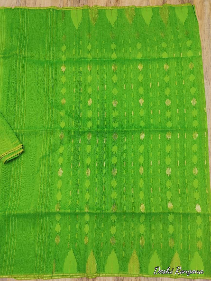 Original Dhakai Jamdani Green Saree, Beautiful Neon Green Shade Contrast, Bangladeshi Handloom Jamdani, 40 count, Traditional, Classy Saree