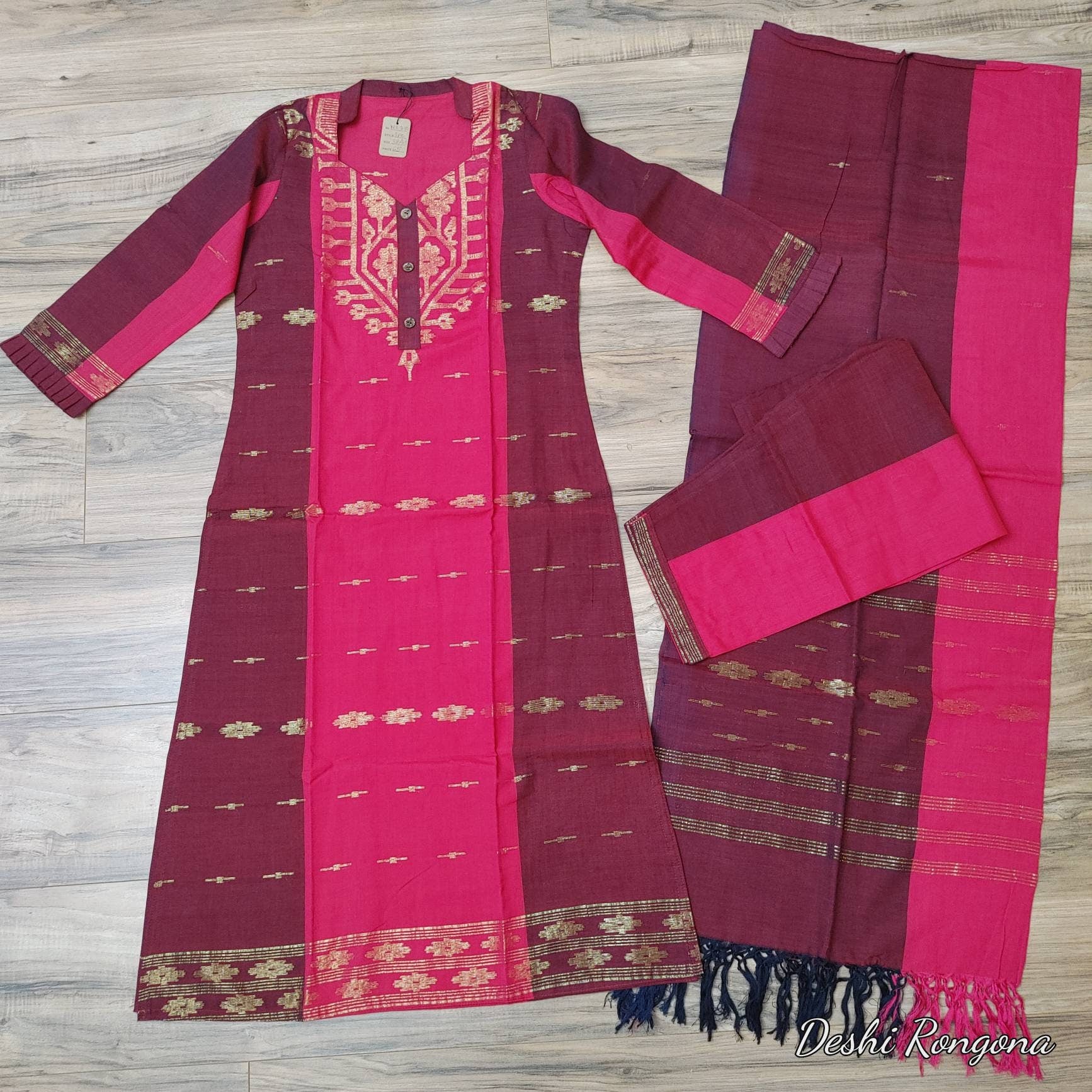 Original Dhakai Jamdani Cotton Dress, Red-Maroon Original Dhakai Jamdani Cotton Dress, Red-Maroon