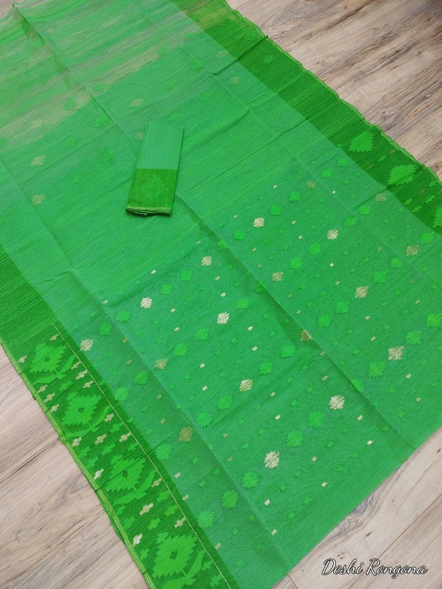 Original Dhakai Jamdani Green Saree, Beautiful Spring Green Shade Contrast, Bangladeshi Handloom Jamdani 40 count, Traditional, Classy Saree