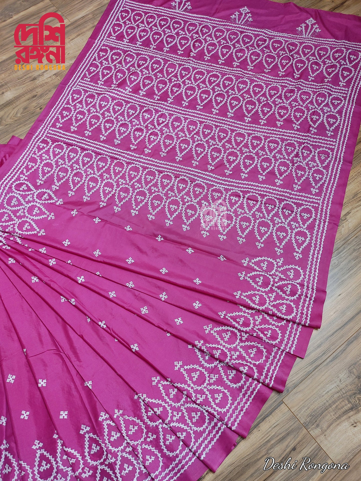 Extraordinary Hand Stiched Kantha Saree, Magenta Pure Bangalore Silk, White Gujrati Works allover, Fall/piko done, Elegant, Classy Saree