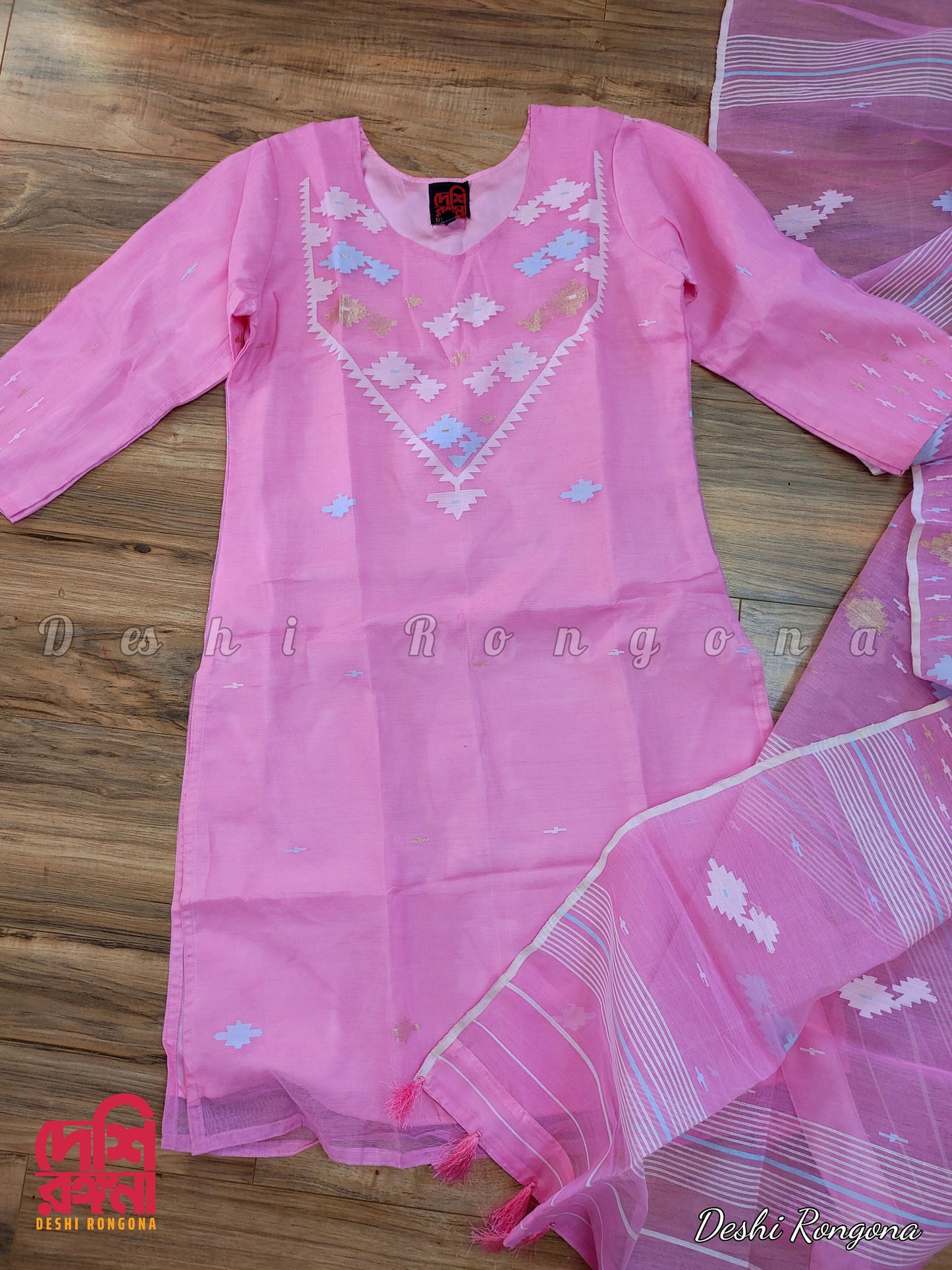 Original Dhakai Jamdani Dress, Handloom Halfsilk 3 pieces, Baby Pink Dress with Silver Jari Work, Geogeous, Elegant, Classy Party Wear