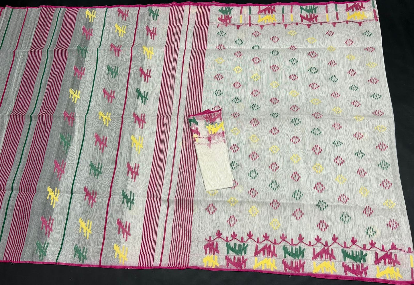Original Dhakai Jamdani Saree, Beautiful white/multi color, Handwoven 64 count, Traditional, Elegant,.Classy Saree, Fall piko Tassle done