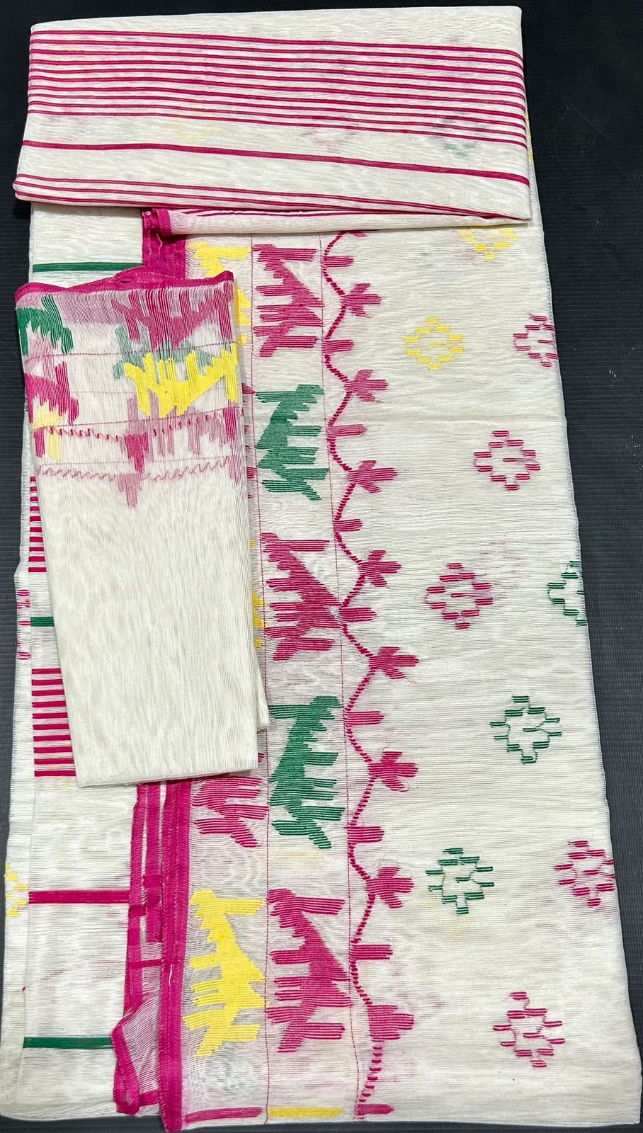 Original Dhakai Jamdani Saree, Beautiful white/multi color, Handwoven 64 count, Traditional, Elegant,.Classy Saree, Fall piko Tassle done