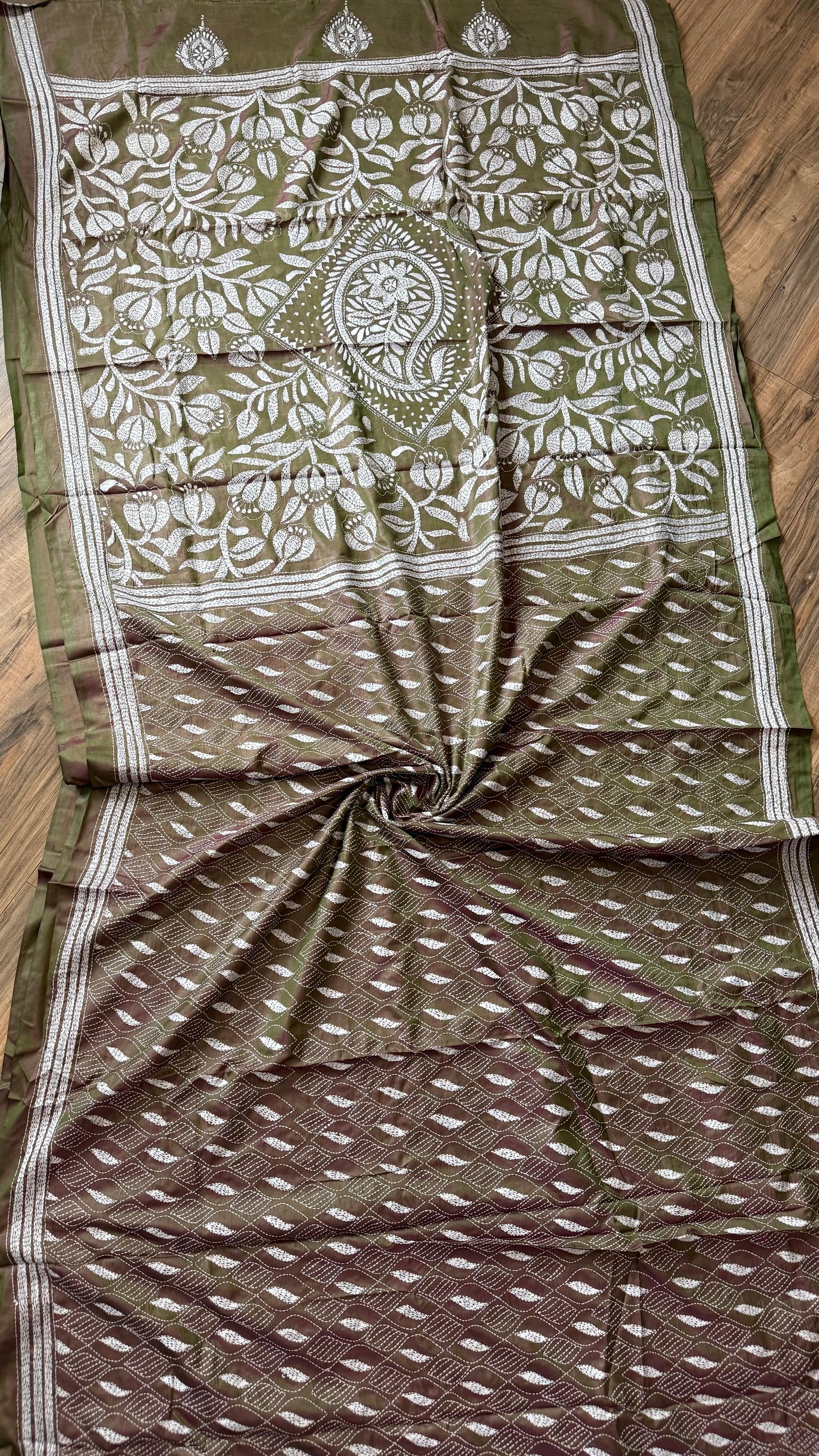 Duel Tone Olive Bangalore Silk Kantha Saree