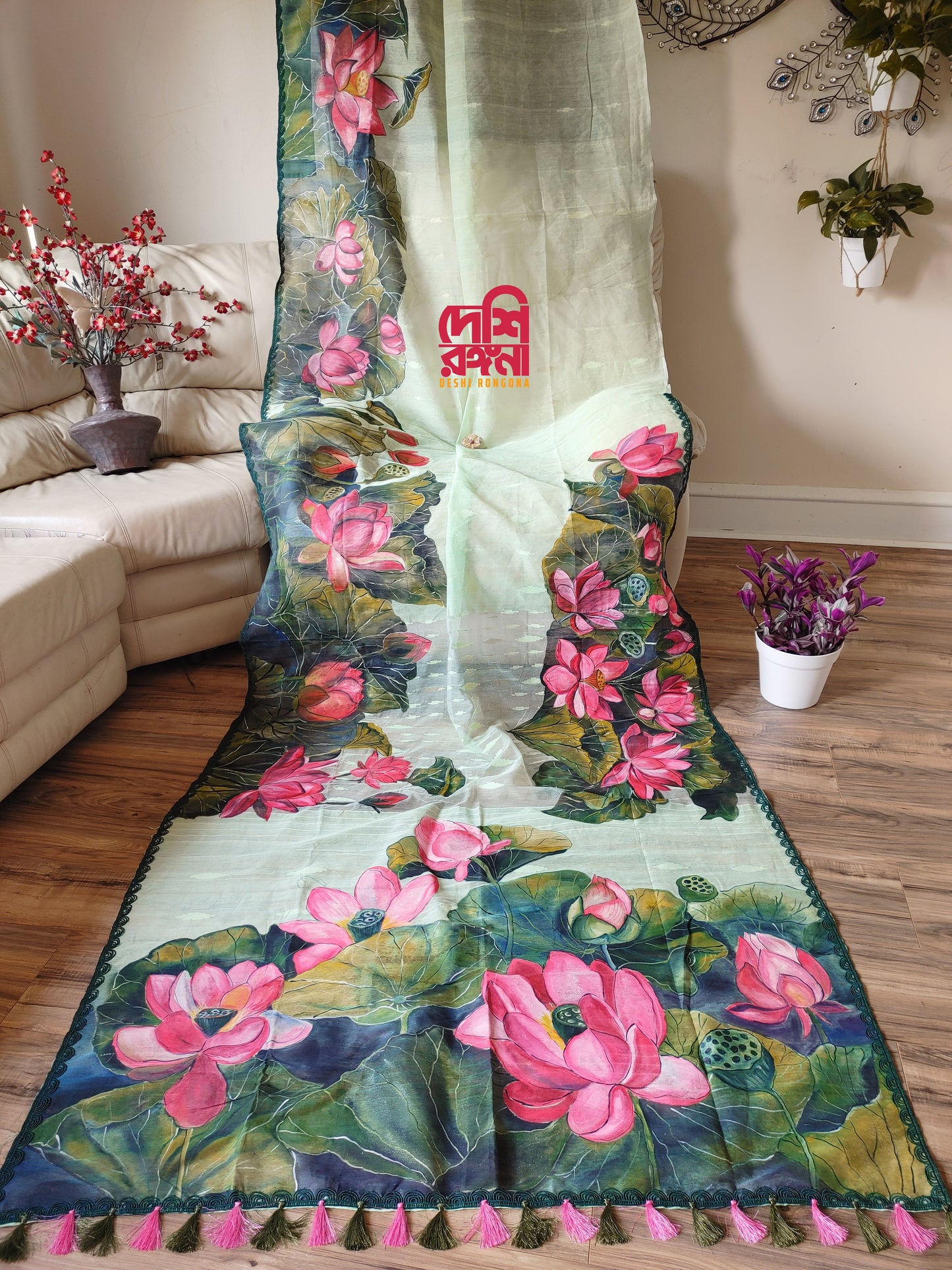 Watercolor – Handpainted Dhakai Jamdani Saree, Lotus theme