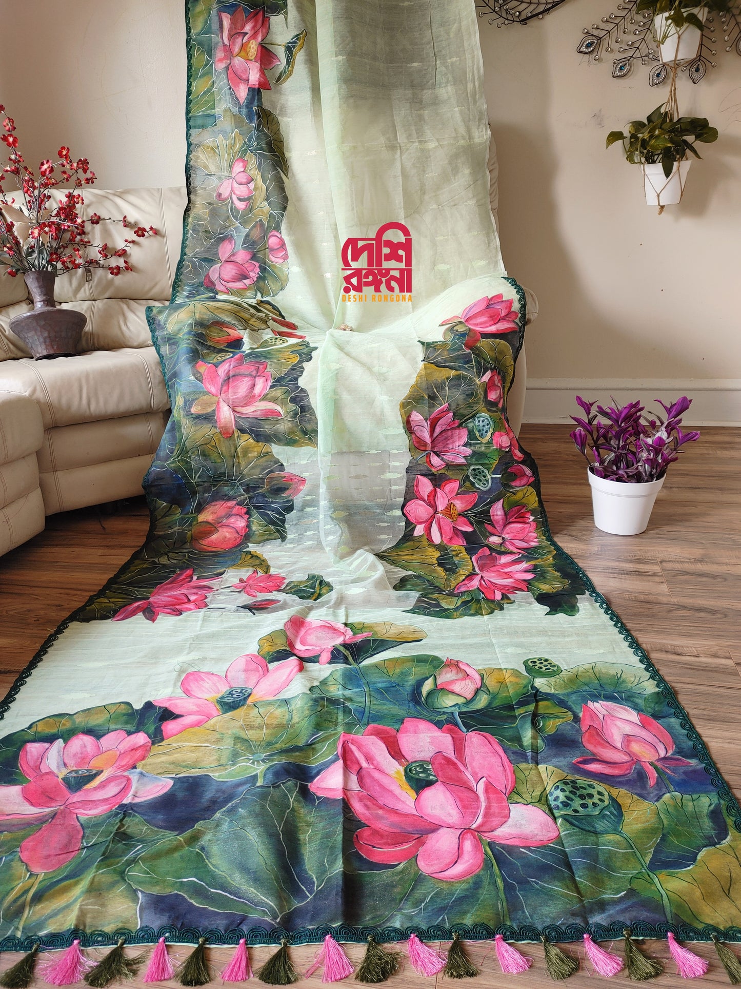 Watercolor – Handpainted Dhakai Jamdani Saree, Lotus theme