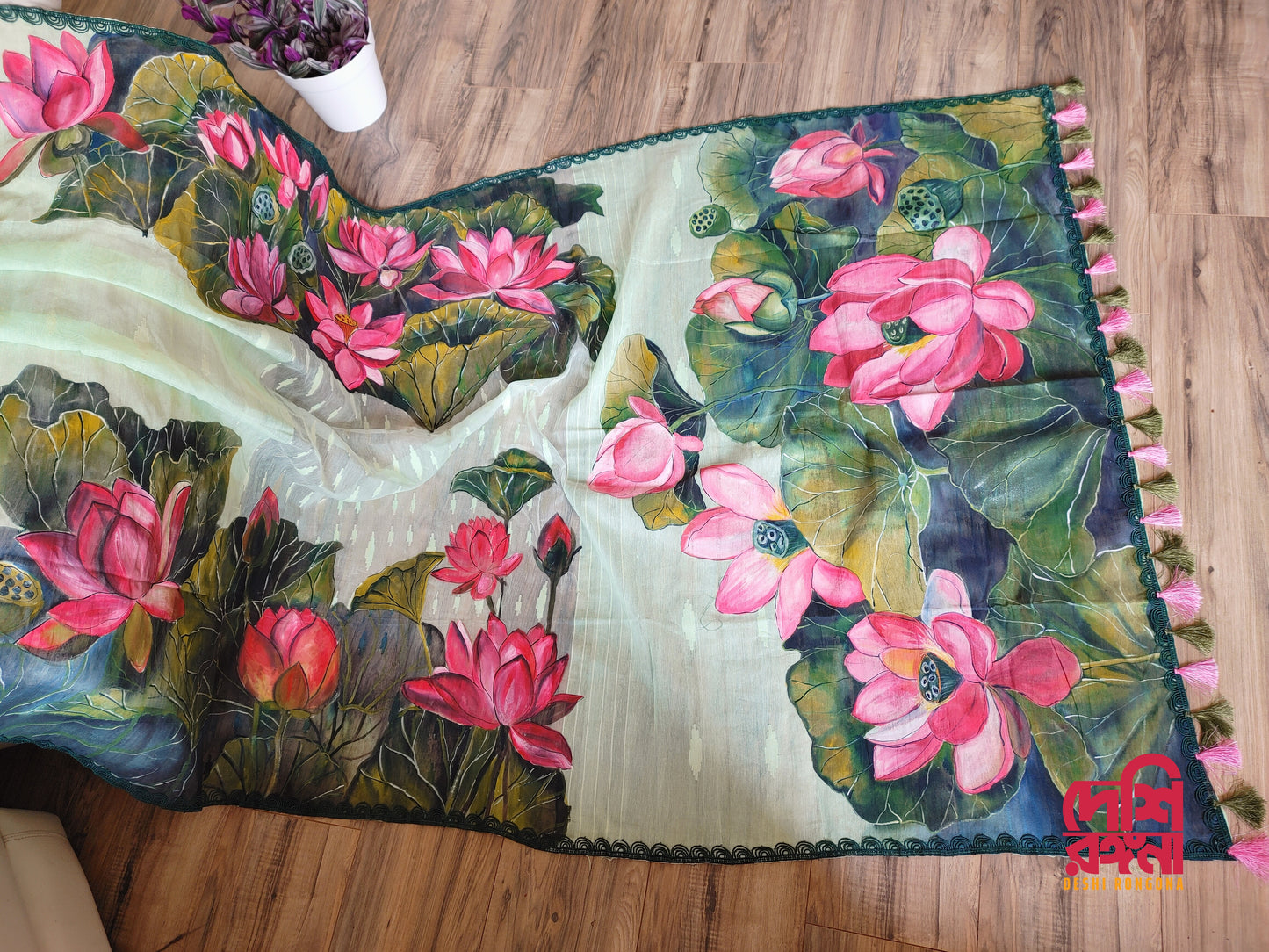 Watercolor – Handpainted Dhakai Jamdani Saree, Lotus theme