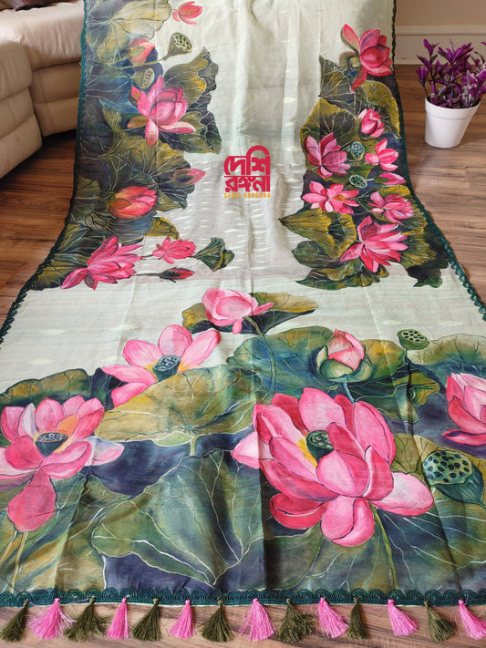 Watercolor – Handpainted Dhakai Jamdani Saree, Lotus theme
