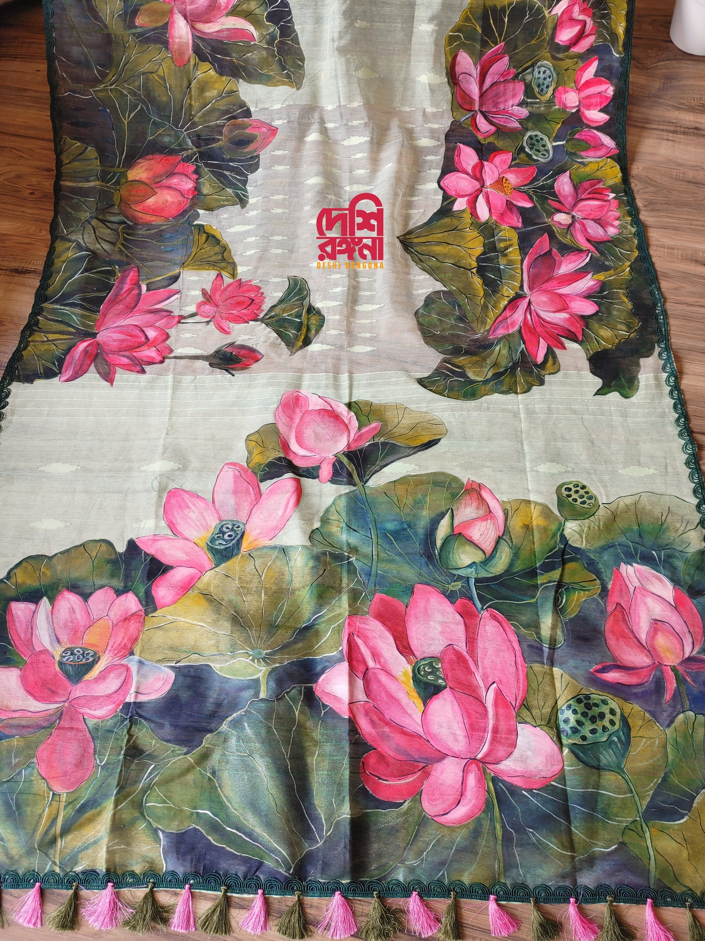 Watercolor – Handpainted Dhakai Jamdani Saree, Lotus theme