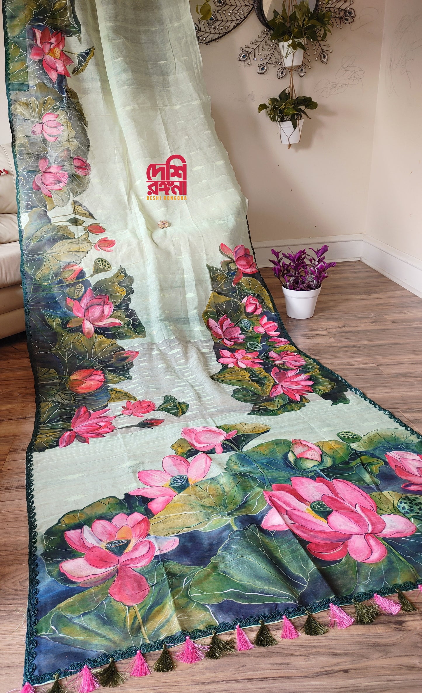 Watercolor – Handpainted Dhakai Jamdani Saree, Lotus theme