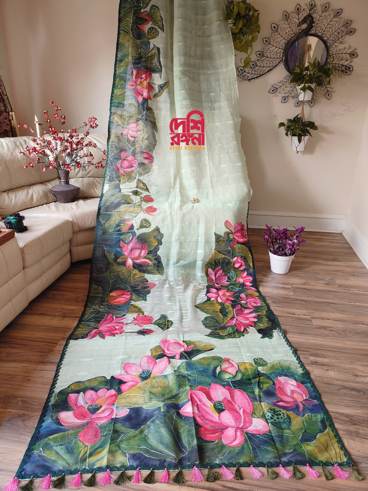 Watercolor – Handpainted Dhakai Jamdani Saree, Lotus theme
