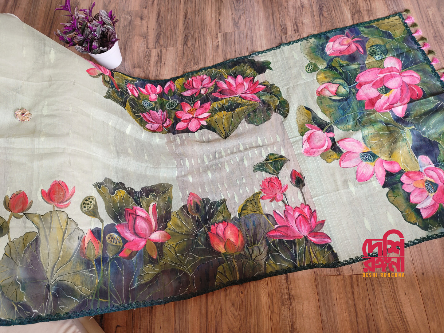 Watercolor – Handpainted Dhakai Jamdani Saree, Lotus theme