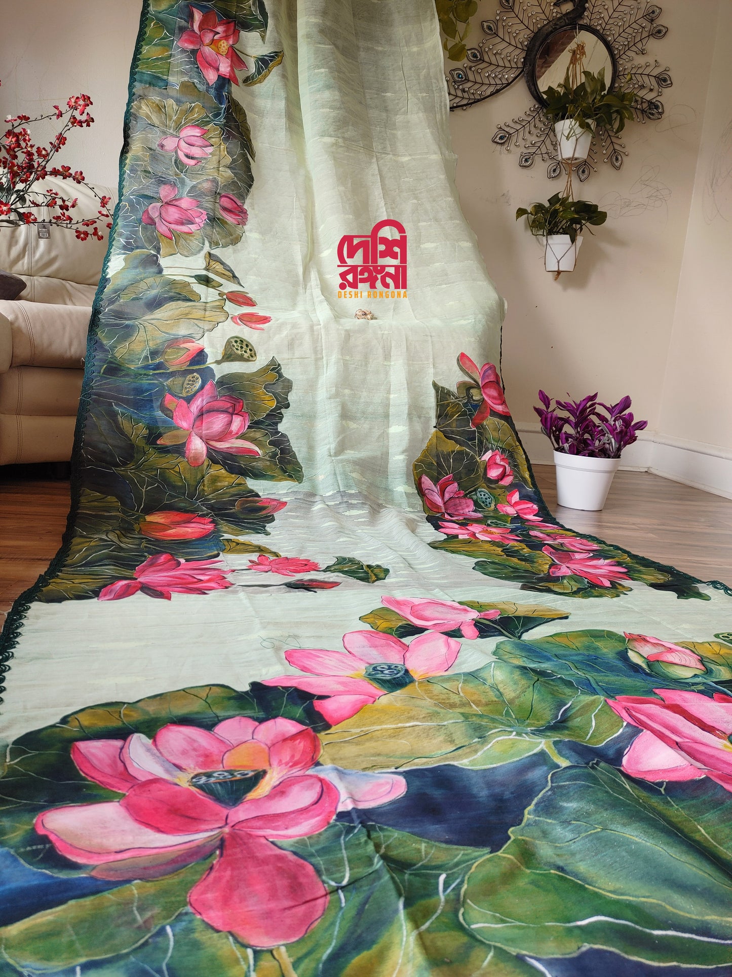 Watercolor – Handpainted Dhakai Jamdani Saree, Lotus theme