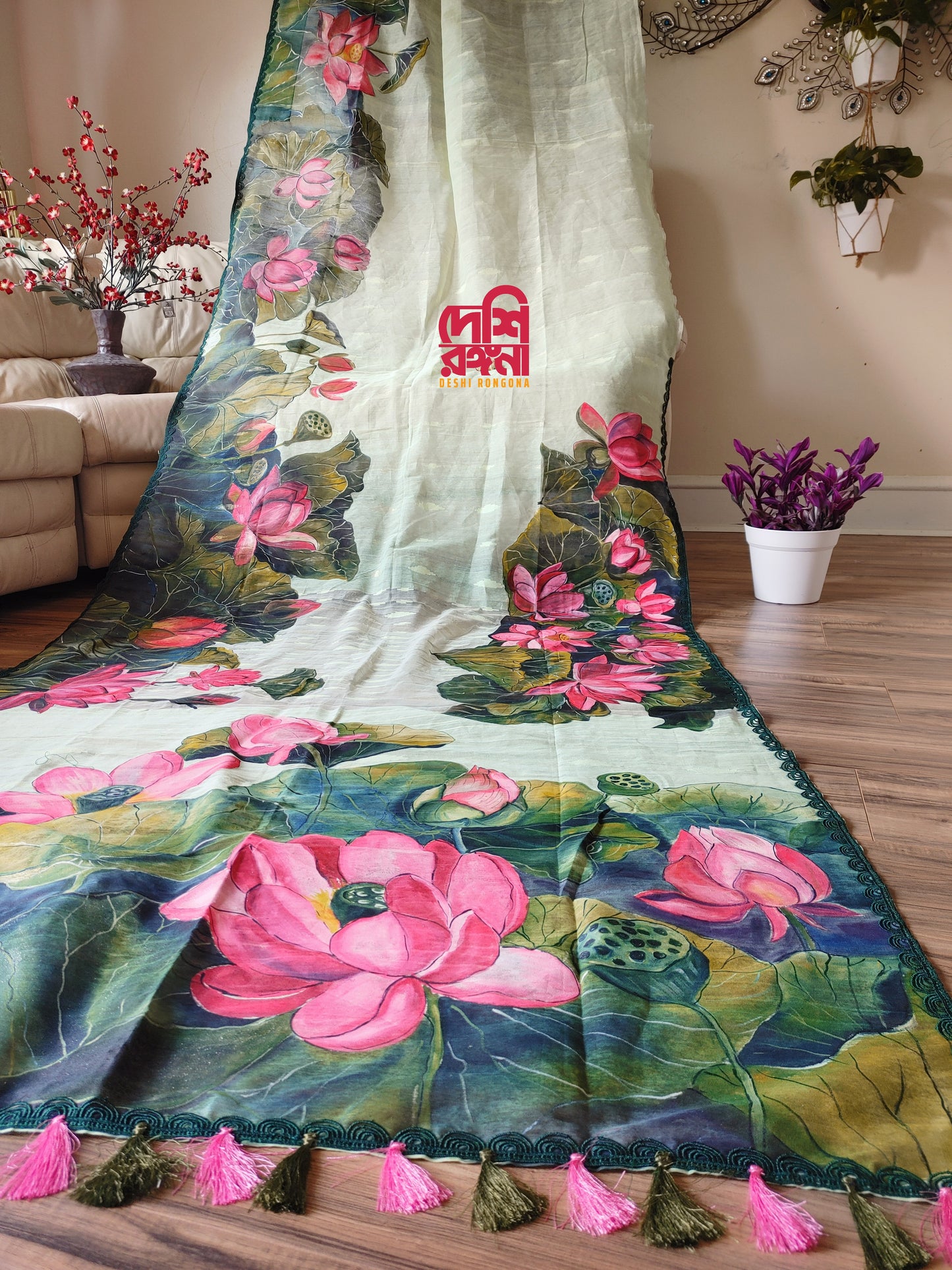 Watercolor – Handpainted Dhakai Jamdani Saree, Lotus theme