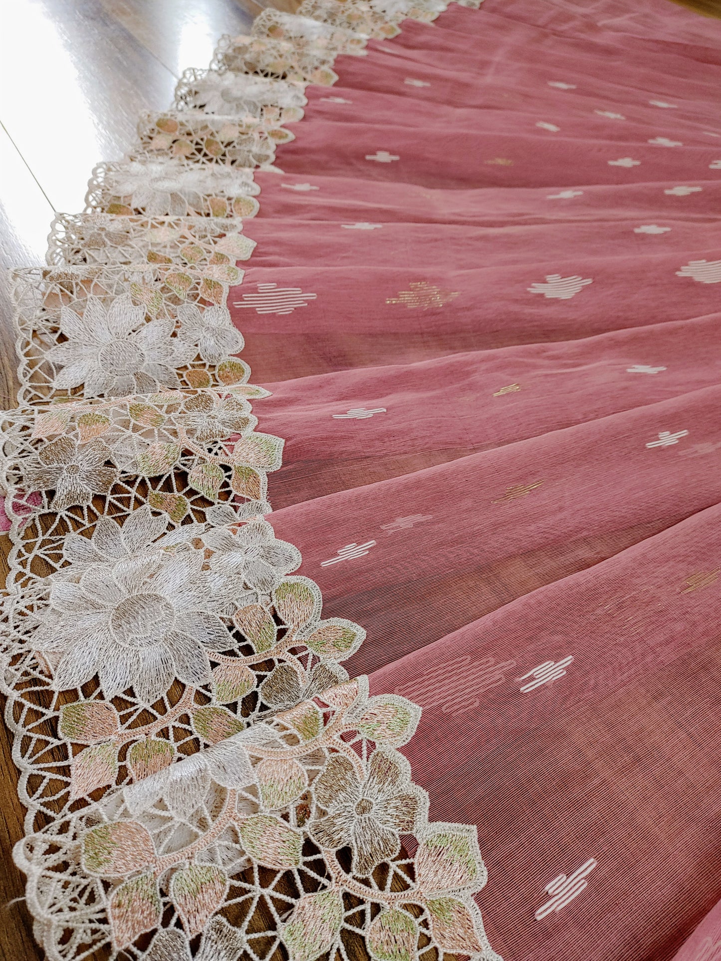 Mauve Pink Cutwork Jamdani Dhakai – Embroidered